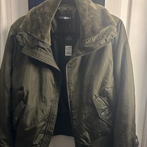 Fashion Nova women’s Olive Bomber Jacket